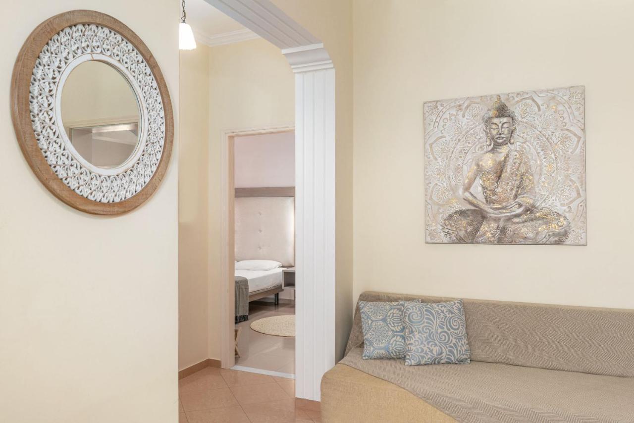 Niver Luxury Suites Lefkada City Екстер'єр фото